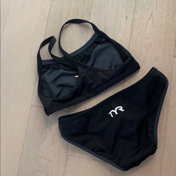TYR training bikini size small - Picture 2 of 3